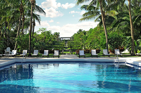 詹姆斯·邦德旅行简史，这名王牌特工已经浪遍了世界（上）