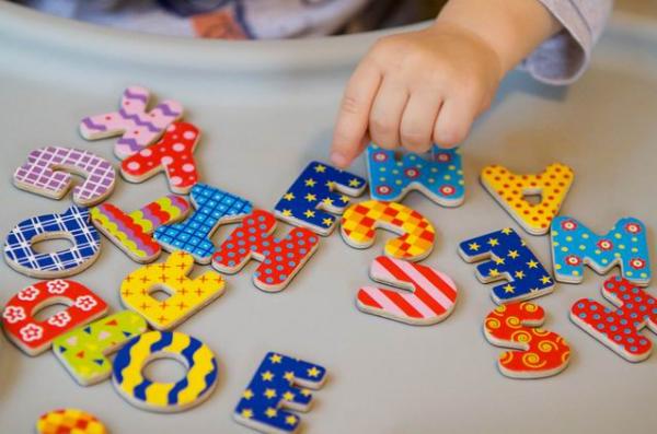 如果你有培养双语宝宝的想法，来听听专业人士的9个建议