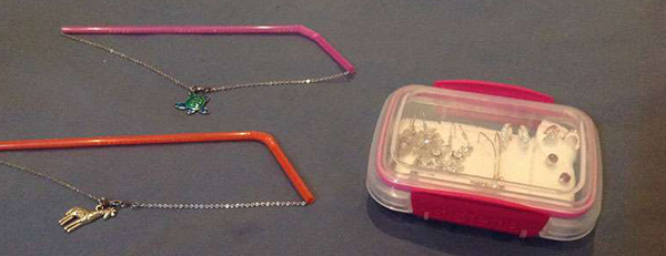 十个超级强大的出差整理术，就用你随手可见的小物品