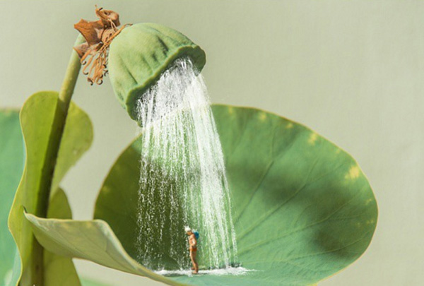 为向吉卜力致敬，他创造了一个超现实的微观世界