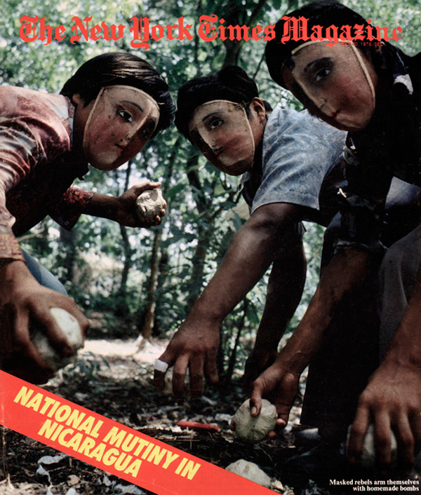 眼光|有一个女人举着相机不远万里，去做集体记忆的藏家