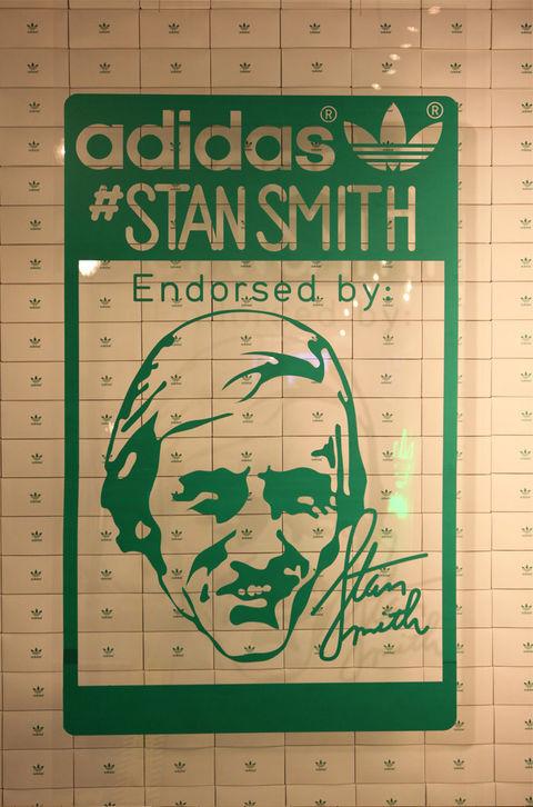 乔丹鞋一直那么火，那你知道乔丹的商业老师是谁吗？