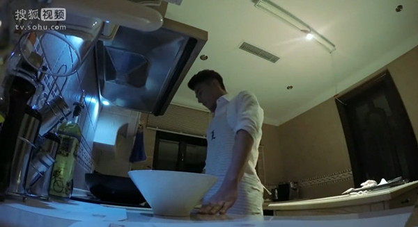 霍建华胡歌王凯……男神来了，吃吃吃