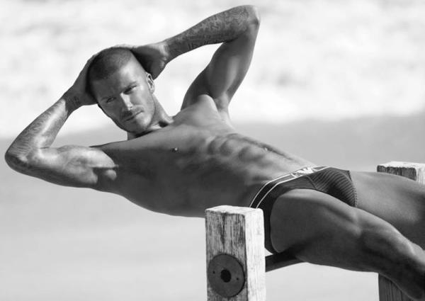 这些年，我们看着小贝的脸长大