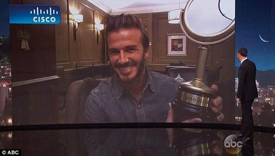 这些年，我们看着小贝的脸长大