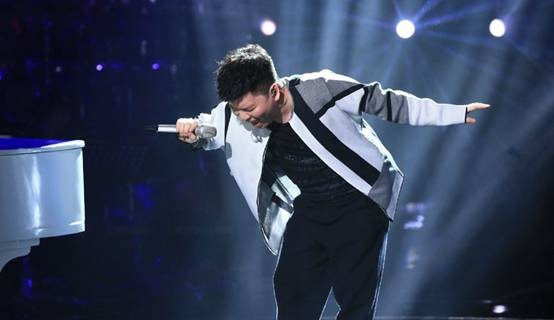 《中国之星》的三个问题：我是谁？从哪来？到哪去？