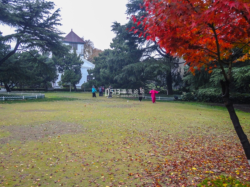 西风起气温降  博物苑里落日美 (4).jpg