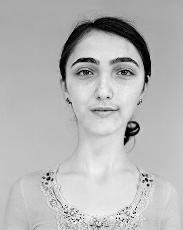 眼光| 你不能在一夜之间组建阿尔巴尼亚，一千零一夜也不能