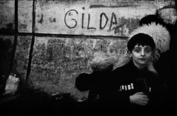 眼光| 你不能在一夜之间组建阿尔巴尼亚，一千零一夜也不能