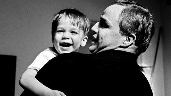 这是马龙·白兰度与自己的最后一次和解