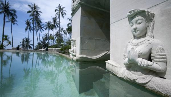 用蛇按摩洗啤酒浴，最另类的八种Spa，你敢试试吗？