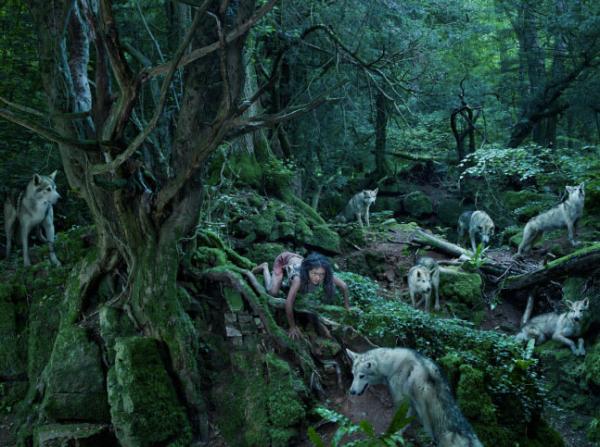 这些野孩子的照片让人心碎，背后的故事更发人深省