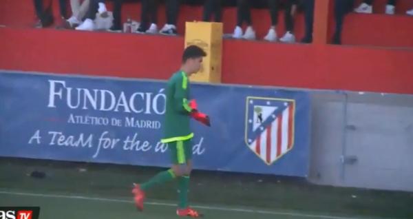 基因的力量爆发了？齐达内二儿子头顶对手被红牌罚下