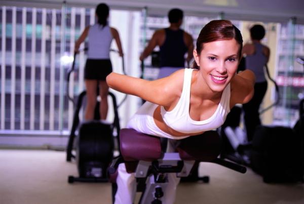 学会倾听身体的声音，膝盖、肌肉酸痛可能因为运动过度了