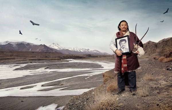 澎湃联播|愤怒的小鸟你不要掏