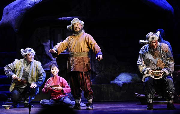 新版歌剧《白毛女》，观众看到了朴素和感动的力量