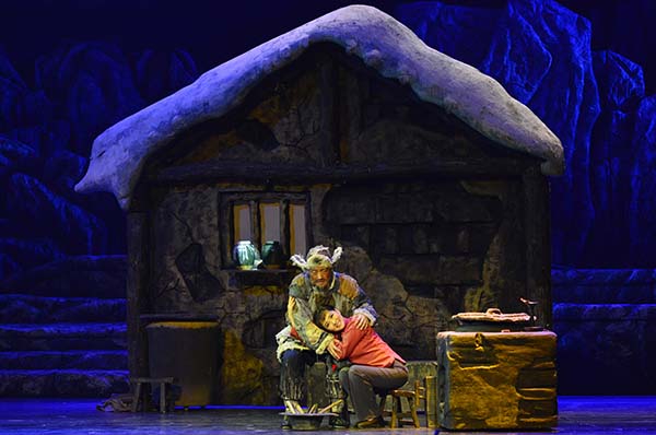 新版歌剧《白毛女》，观众看到了朴素和感动的力量