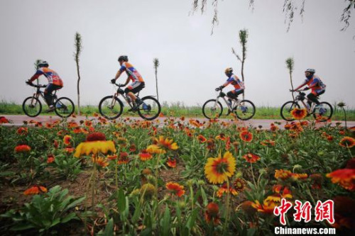 京津冀交通一体化布局：2017年实现交通“一卡通”