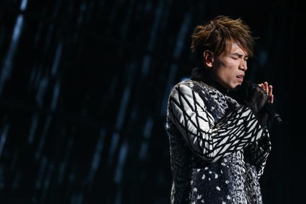 歌坛不需要多一个全能选手，杨宗纬你做自己就好