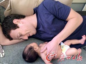 这是扎克伯格上一次秀的父女照。