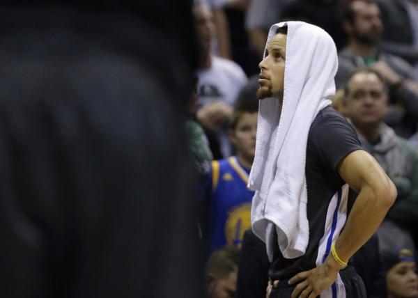 张佳玮 | 勇士和库里到底怕什么？