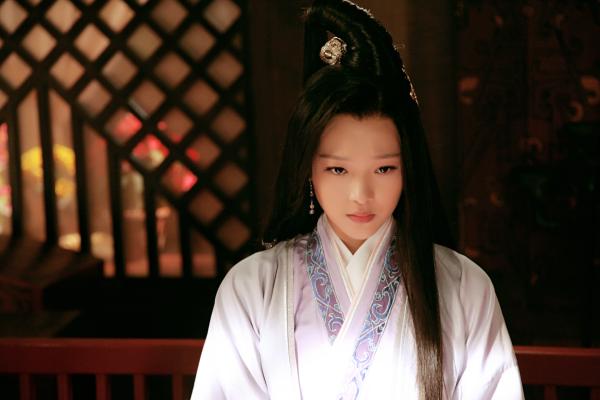 她在《芈月传》里美到没朋友，在《温州两家人》里彪悍追男友