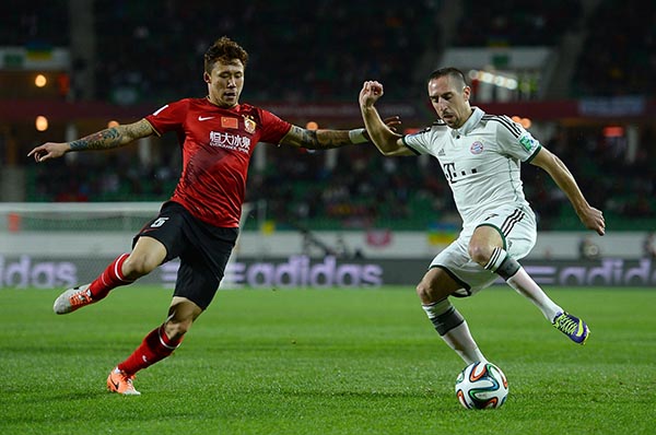 有一种幸福叫“找虐”：我们走了多远的路，才能来到巴萨面前