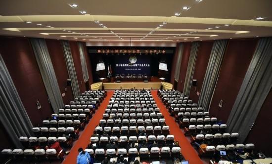 足协投票还在举牌子，那些“不同”的声音哪去了？