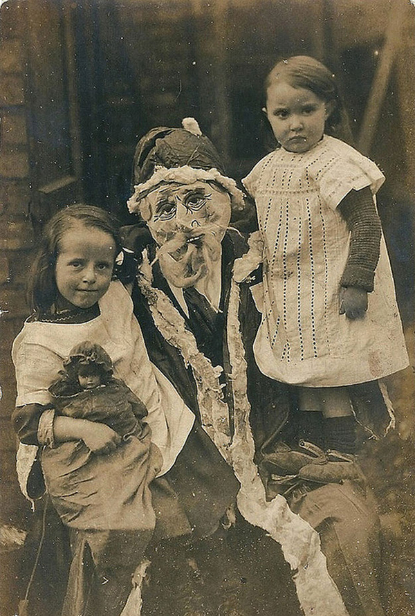 圣诞老人竟然也有这么惊悚的崩坏照，慎点！