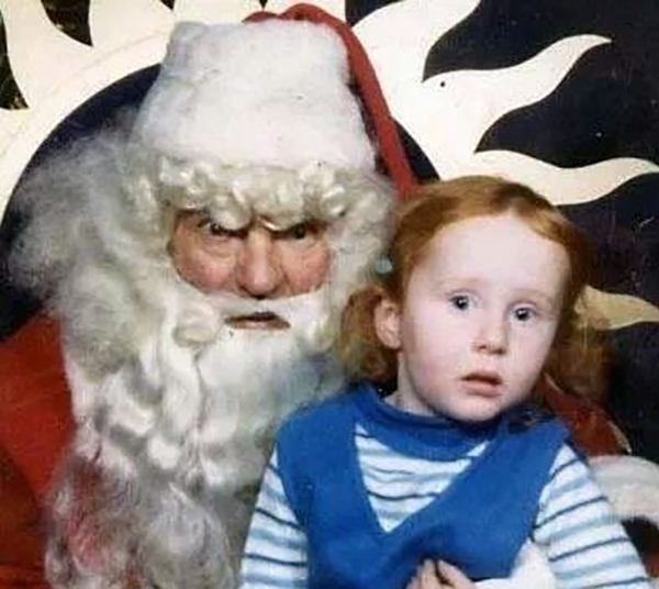 圣诞老人竟然也有这么惊悚的崩坏照，慎点！