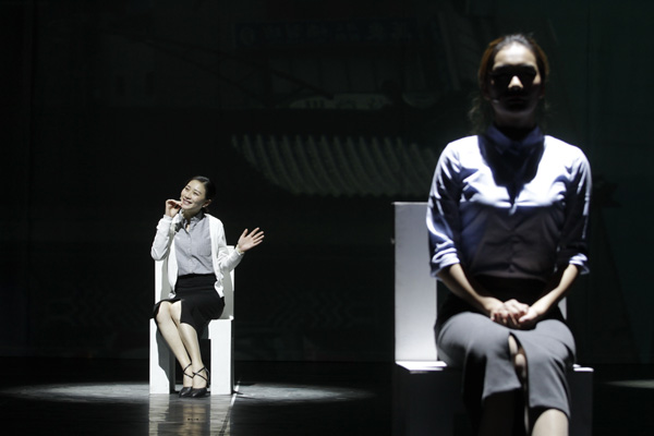 当年赖声川先锋的《乱民全讲》，这次没有延续出新惊喜