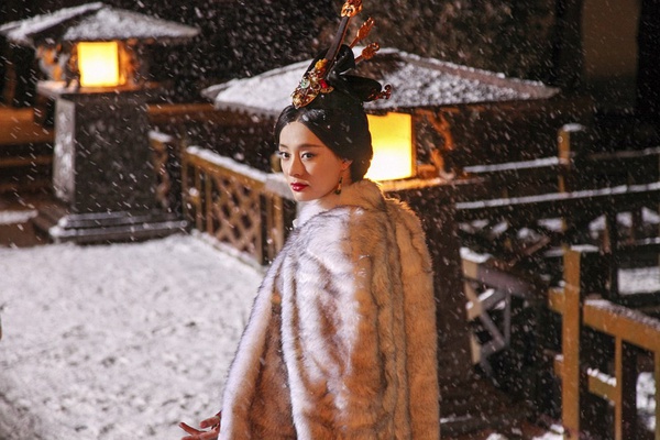 大冬天没有一件像样的披风，都不好意思行走江湖