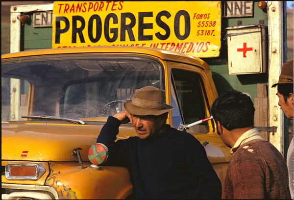 眼光| 你曾走进枪林弹雨，但最后你会回到故乡