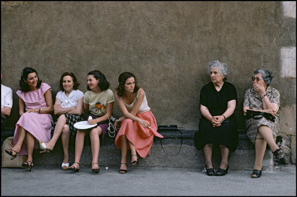 眼光| 你曾走进枪林弹雨，但最后你会回到故乡