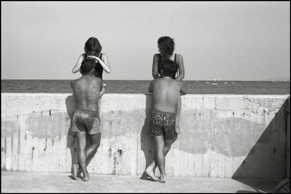 眼光| 你曾走进枪林弹雨，但最后你会回到故乡