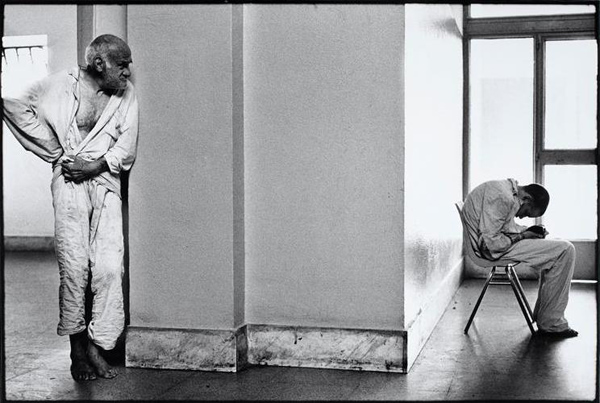 眼光| 你曾走进枪林弹雨，但最后你会回到故乡