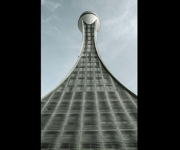 被忽略的机场控制塔，原来也像艺术品一样美