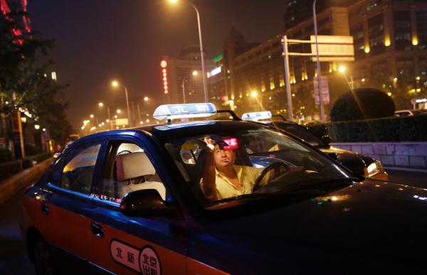 交通部部长杨传堂：2016年选取城市试点出租车改革