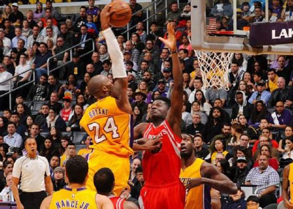 37岁科比的训练表太震撼，他在榨取身上最后一丝爆发力