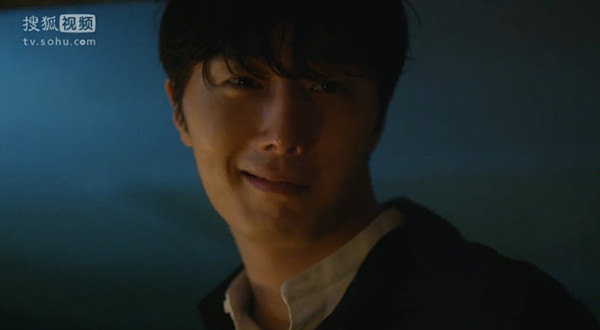 霸道总裁一谈恋爱，就变成了表情包