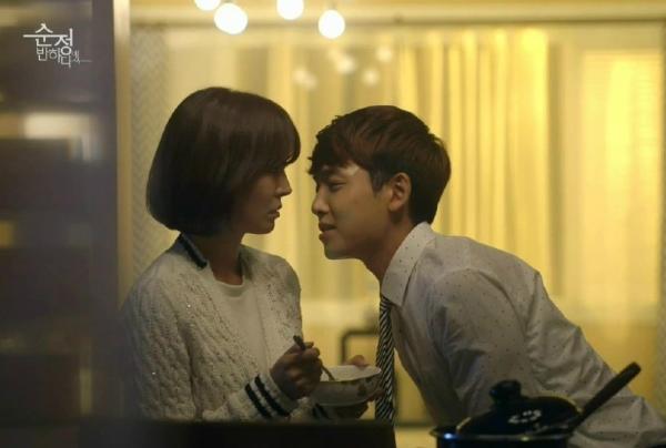 霸道总裁一谈恋爱，就变成了表情包