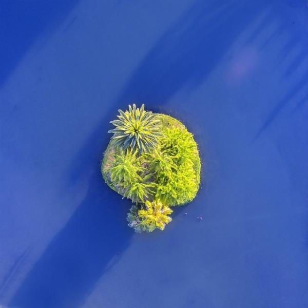 从云端俯瞰海景是怎样一种体验？无人机摄影告诉你答案