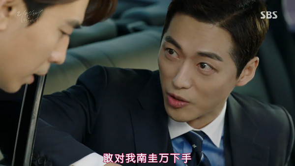 拥有超凡记忆的柯南当上律师了，反派还能活几集？