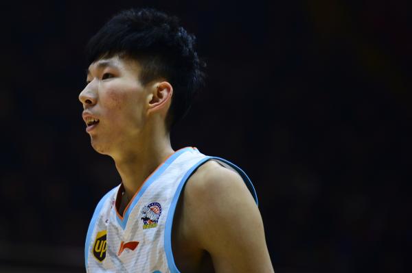 周琦到底距离NBA有多远，听听带过姚明的李秋平怎么说