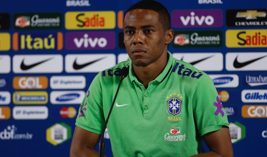 连中甲球队都去掏空巴甲，豪门克鲁塞罗已被挖成了保级队