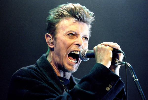 大卫·鲍伊新专辑：皇帝的新衣还是天外来客？