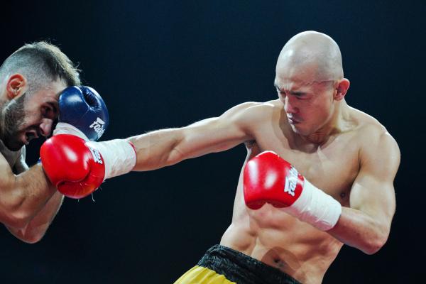 俞敏洪徐小平都投资了它，搏击比赛为什么突然火了？