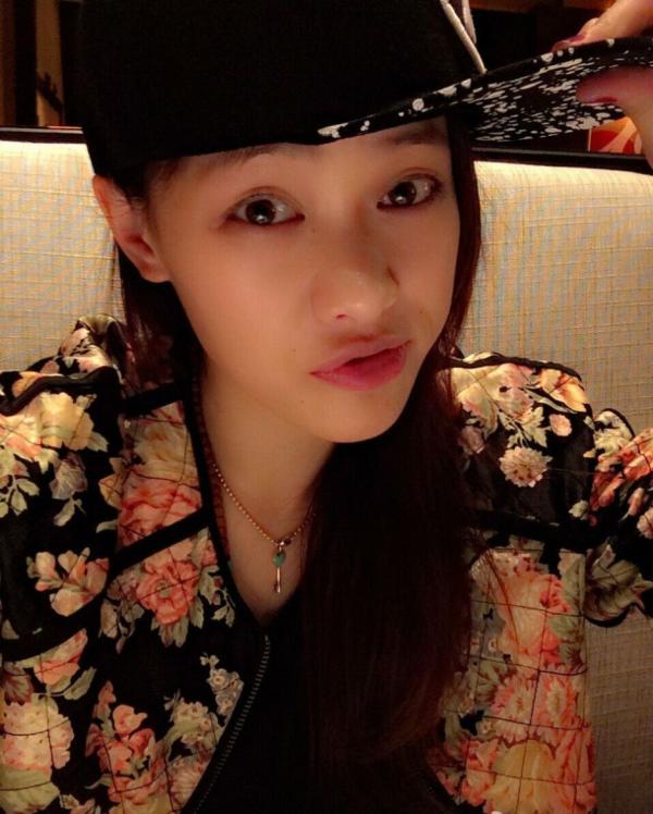 刘翔公布新恋情啦！女友是撑杆跳选手吴莎