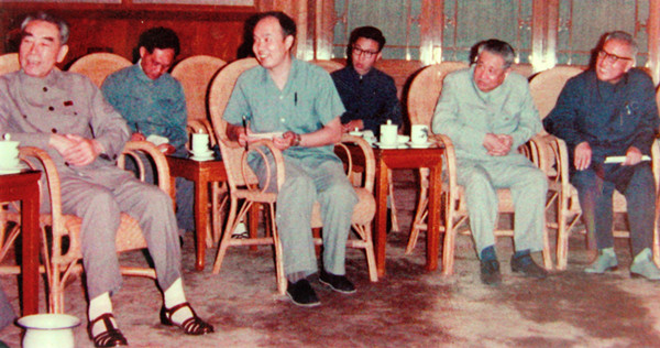 周恩来逝世40周年︱周斌：我如何成为周总理的翻译