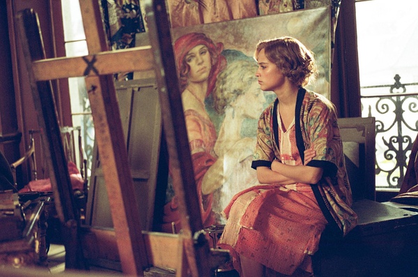 关于她的人生，《丹麦女孩》只是肤浅的画皮